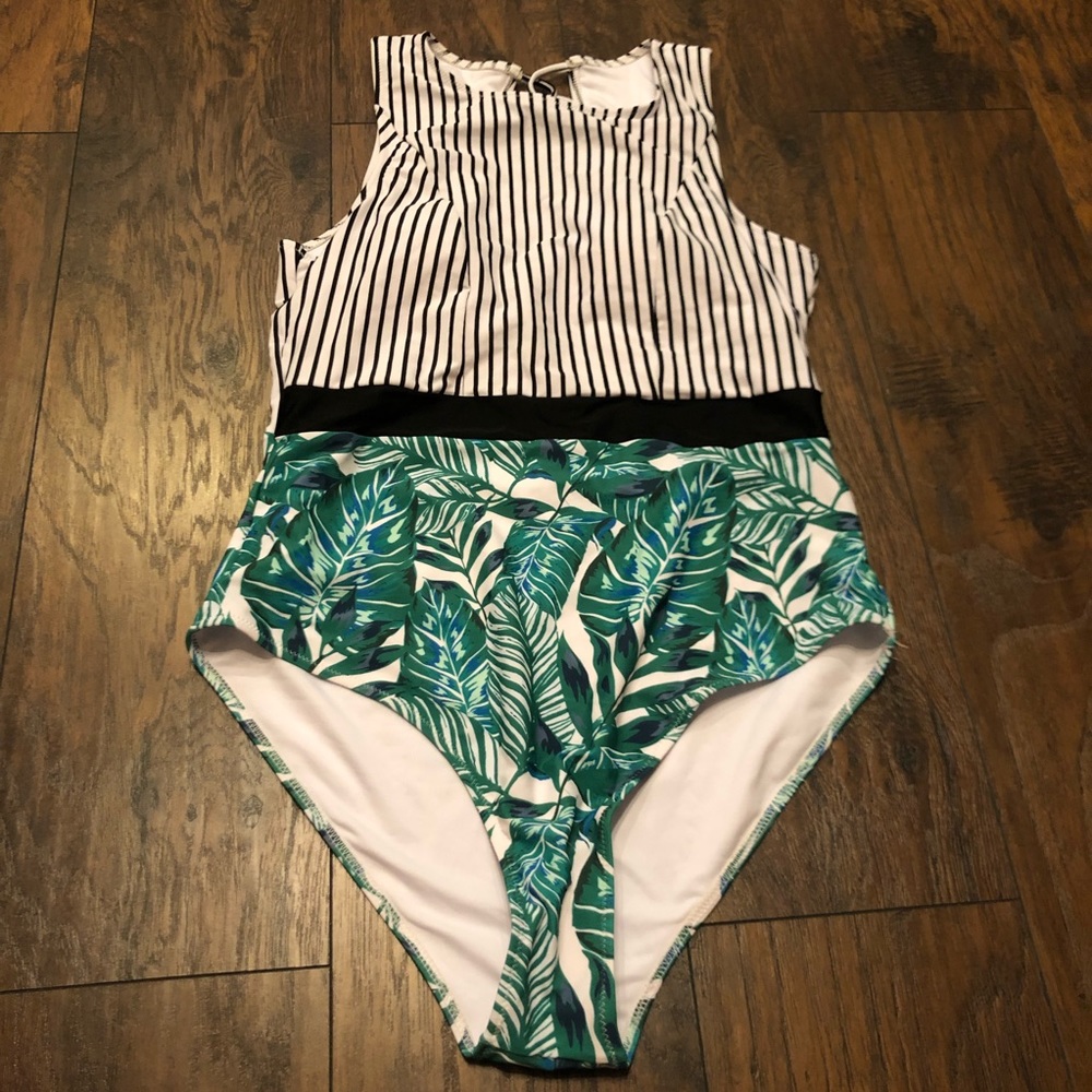 Cupshe Swim